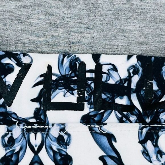 Vull Crossback Sports Bra Women’s Size S - Picture 5 of 7